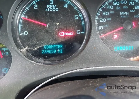 2008 Chevrolet Suburban 1500 Lt z USA, uszkodzony, nr VIN 1GNFK16328R163985